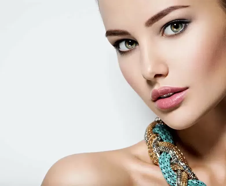 Le maquillage semi-permanent